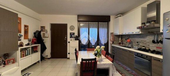 Apartamento de 2 divisões em Carugate, Italy N.º 5018 11