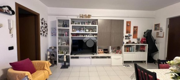 Apartamento de 2 divisões em Carugate, Italy N.º 5018 4