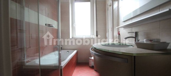 3 bedrooms Villa in Gerenzano, Italy No. 354851 13