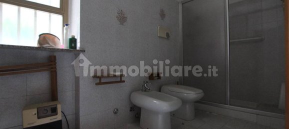 3 bedrooms Villa in Gerenzano, Italy No. 354851 11