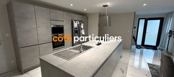 Casa de 4 dormitorios en Saint-Pierre-les-Elbeuf, France No. 310555 4