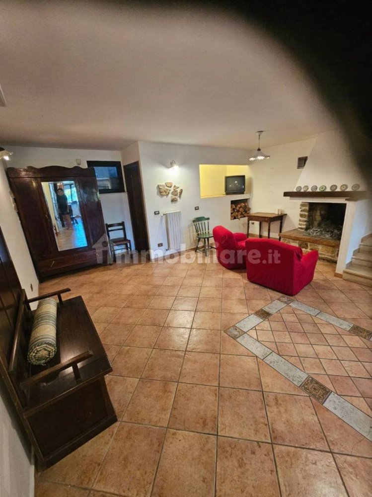 4 غرف نوم منزل في Atessa, Italy رقم 337194