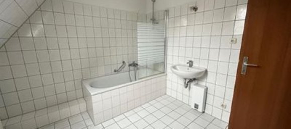 2غرفة شقة في Dusseldorf, Germany رقم 8921 3