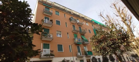 2 rooms Apartment in Sesto San Giovanni, Italy No. 11027 13