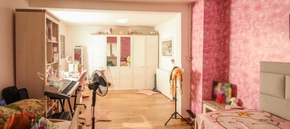 3 bedrooms House in Furth, Germany No. 318698 8