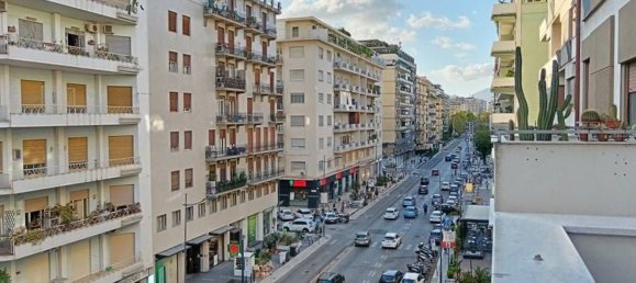 Apartamento de 3 habitaciónes en Palermo, Italy No. 267523 6