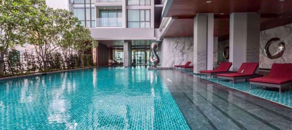 Кондоминиум  с 2 спальнями в Клонг Тоэй, Таиланд № 10038 20