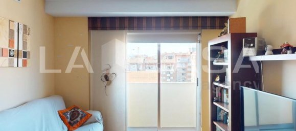2 bedrooms Apartment in Valencia, Spain No. 187877 2