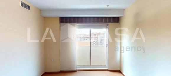 2 bedrooms Apartment in Valencia, Spain No. 187877 4