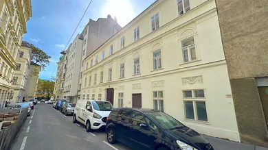 Studio in Vienna, Austria No. 56595