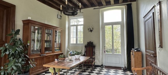  Castillos de 11 habitaciónes en Vornay, France No. 226643 6