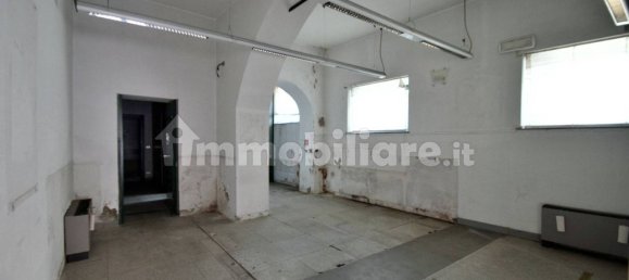 Imóvel comercial de 4 divisões em Genoa, Italy N.º 353330 4