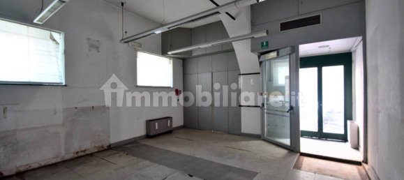 Imóvel comercial de 4 divisões em Genoa, Italy N.º 353330 2