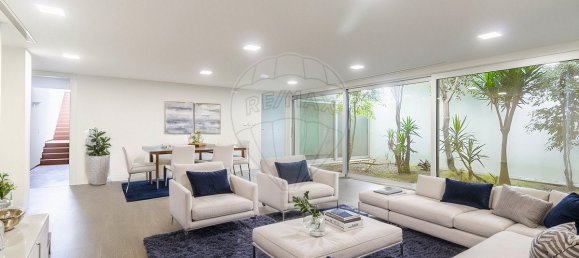 6 bedrooms House in Vila Nova de Gaia, Portugal No. 182565 9