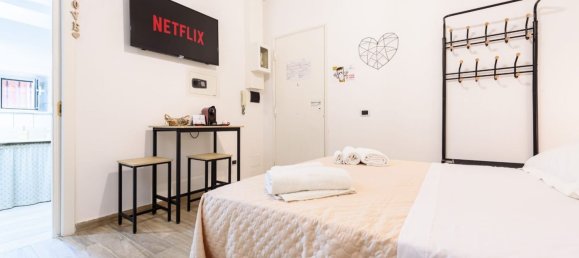 1 Schlafzimmer Wohnung in Naples, Italy, Nr. 336319 16