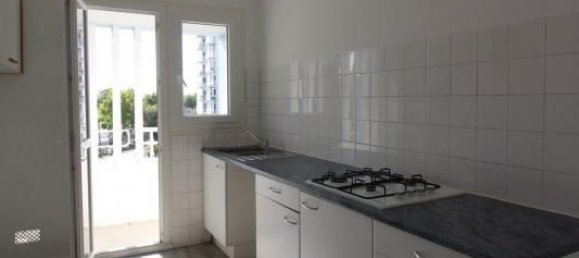 Apartamento de 2 dormitorios en Merignac, France No. 320188 4