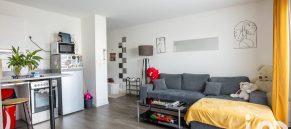 1 bedroom Apartment in Ingre, France No. 250909 2