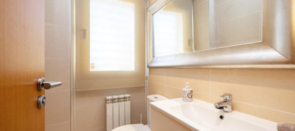 4 bedrooms House in Huetor Vega, Spain No. 168893 17