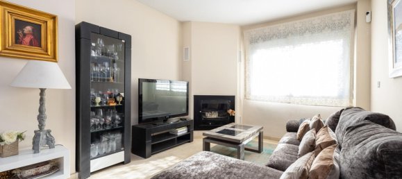 4 bedrooms House in Huetor Vega, Spain No. 168893 8