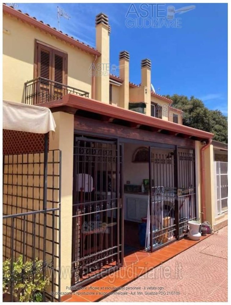 6 bedrooms Apartment in Pula, Italy No. 378360