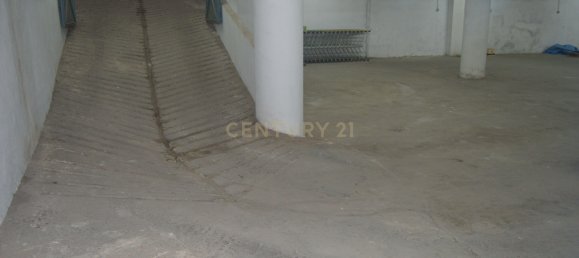 Гараж 393м² в Гранада, Испания № 75913 15