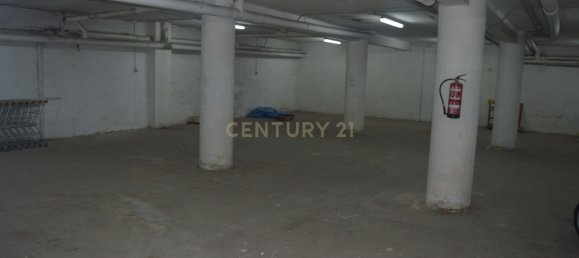 Гараж 393м² в Гранада, Испания № 75913 10