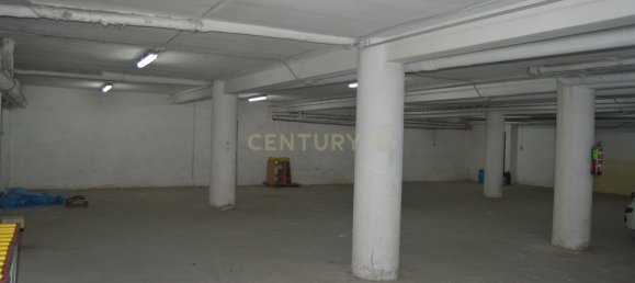 Гараж 393м² в Гранада, Испания № 75913 3