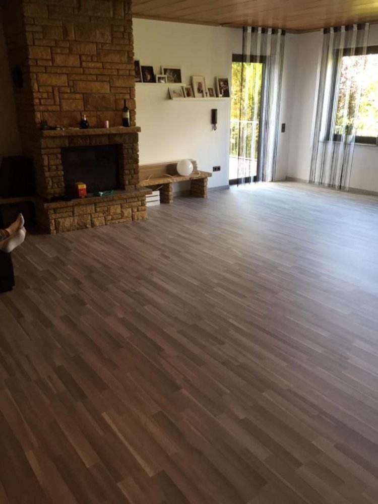 5غرفة شقة في Lich, Germany رقم 84249