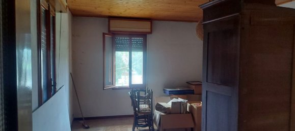 10 rooms House in Bibbiano, Italy No. 88395 3