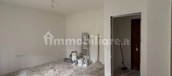 Studio in Milan, Italy No. 342856 8