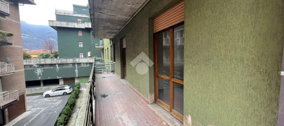 5 rooms Apartment in Costa Volpino, Italy No. 135923 22