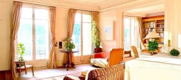 3 bedrooms Apartment in Paris, France No. 176706 2