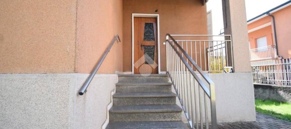 1 Schlafzimmer Villa in Monza, Italy, Nr. 54846 3