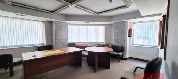 337m² Commercial property in Santander, Spain No. 88989 6