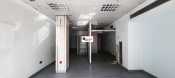 189m² Commercial property in Pozuelo de Alarcon, Spain No. 155970 8