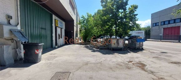 Lagerhaus in Modena, Italy 635m², Nr. 303817 3