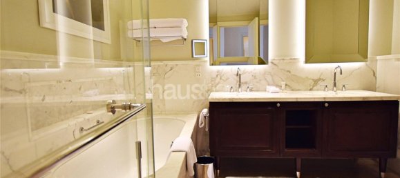 Квартира с 2 спальнями в Даунтаун Дубай (Даунтаун Бурдж Дубай), ОАЭ № 100371 10