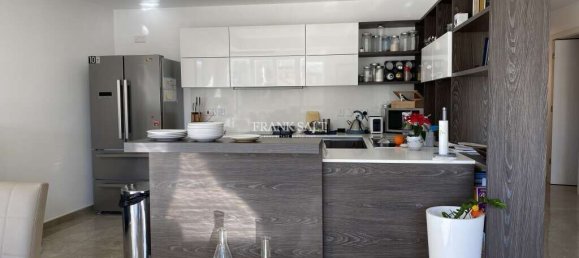 3 bedrooms Apartment in Sliema, Malta No. 10284 3