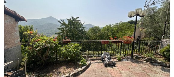 2 bedrooms House in Genoa, Italy No. 381112 8