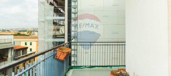 4-salle Appartement à Catania, Italy No. 28192 19