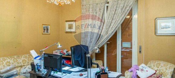 4-salle Appartement à Catania, Italy No. 28192 29