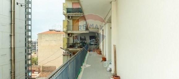 4-salle Appartement à Catania, Italy No. 28192 17