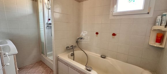 5 bedrooms House in Chaville, France No. 321124 2