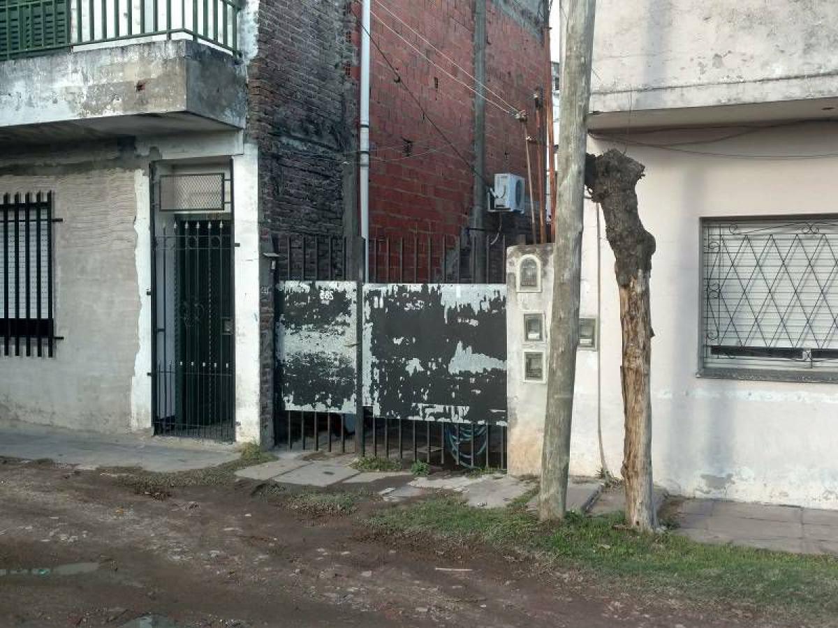 Studio in Bermudez, Argentina No. 57582