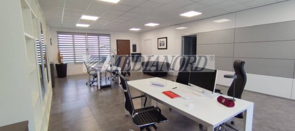 100m² Office in Ranica, Italy No. 313782 4