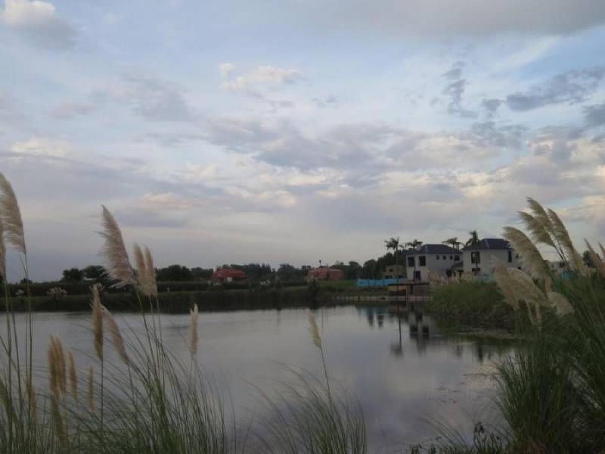  Land in Pilar, Argentina No. 121547