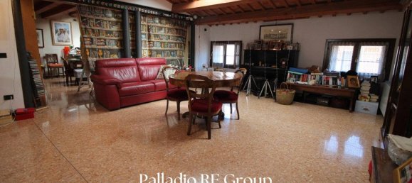 3 bedrooms Apartment in Vicenza, Italy No. 340997 9