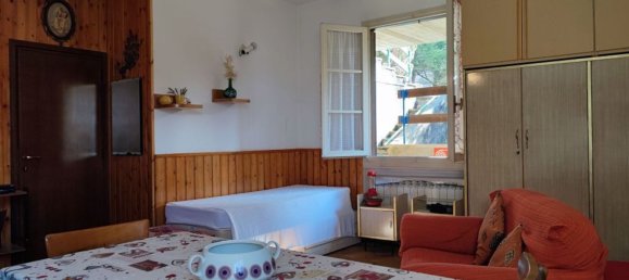 Studio in Moggio, Italy No. 133935 10