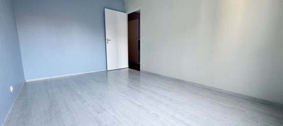 Apartamento de 2 dormitorios en Reims, France No. 255237 10