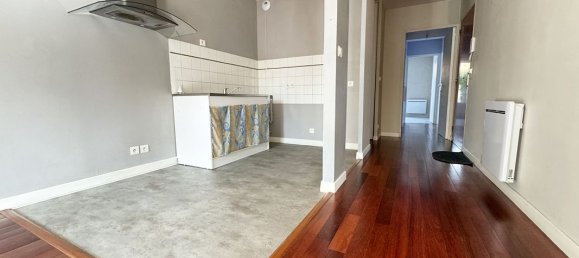 Apartamento de 2 dormitorios en Reims, France No. 255237 5